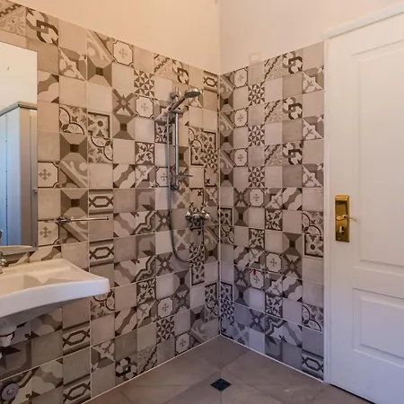 Villa Ca Pendula By Interhome Domaso